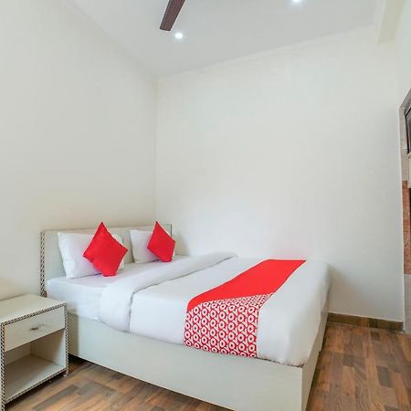 Отель Oyo 67163 Anantham Residency Narendra Nagar Экстерьер фото