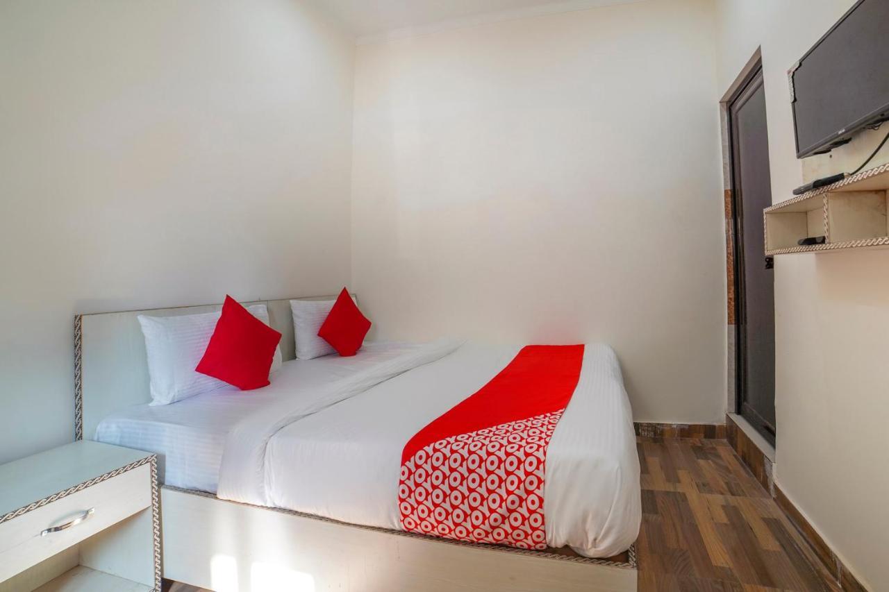 Отель Oyo 67163 Anantham Residency Narendra Nagar Экстерьер фото