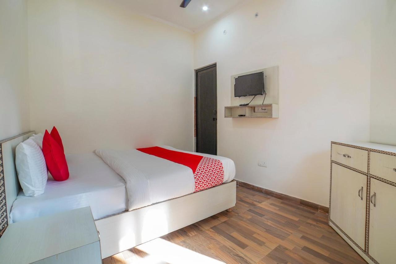 Отель Oyo 67163 Anantham Residency Narendra Nagar Экстерьер фото