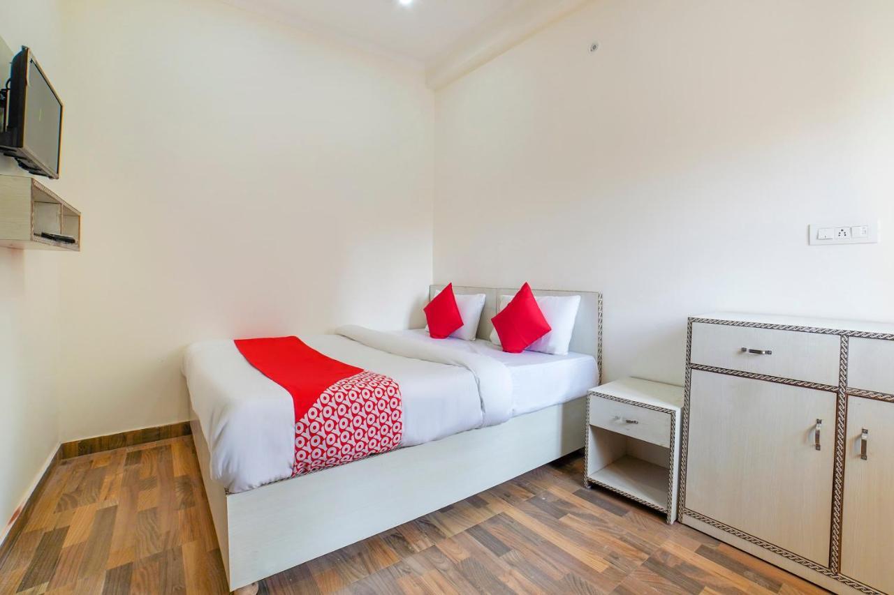 Отель Oyo 67163 Anantham Residency Narendra Nagar Экстерьер фото