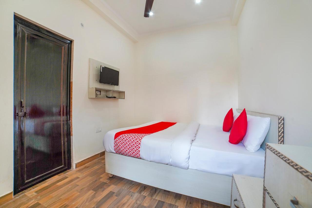 Отель Oyo 67163 Anantham Residency Narendra Nagar Экстерьер фото